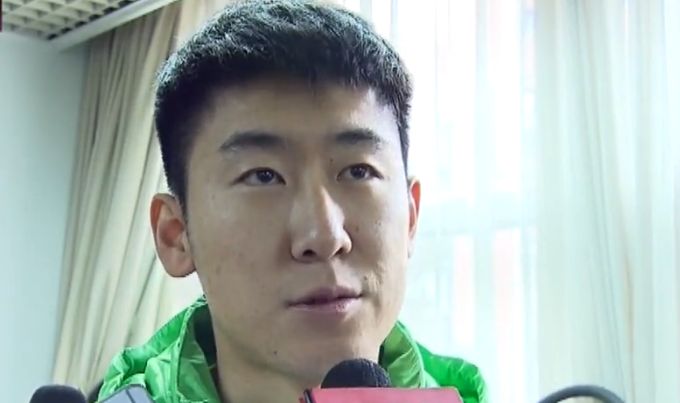 扒开腿cao烂你小sao货视频